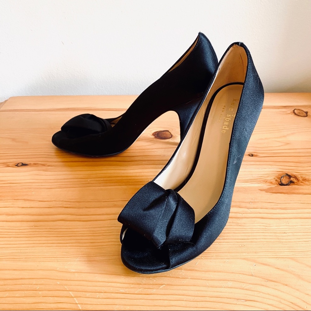 Kate Spade Black Satin Rosette Peeptoe high heels pumps 7